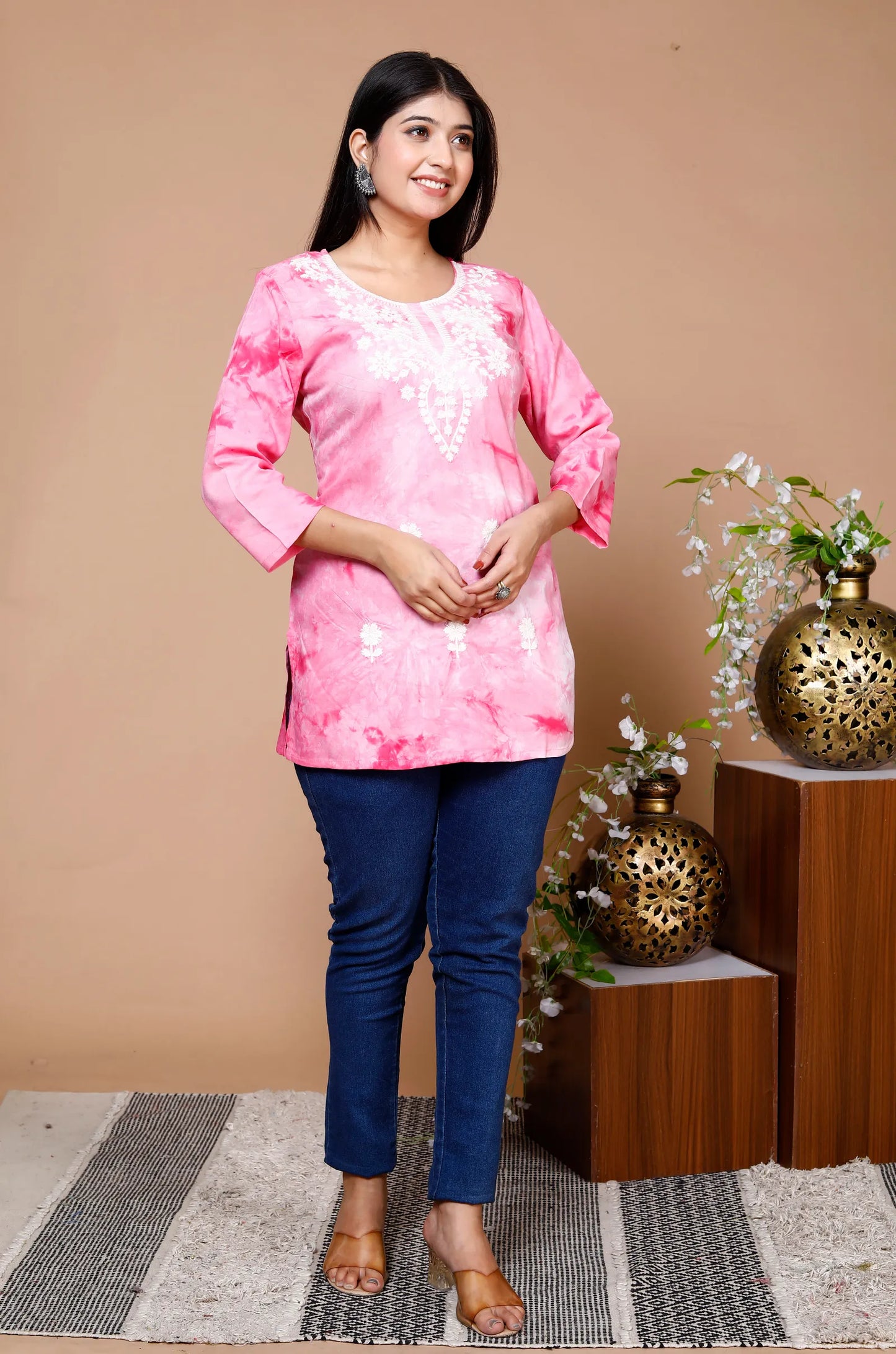 Chikankari Top