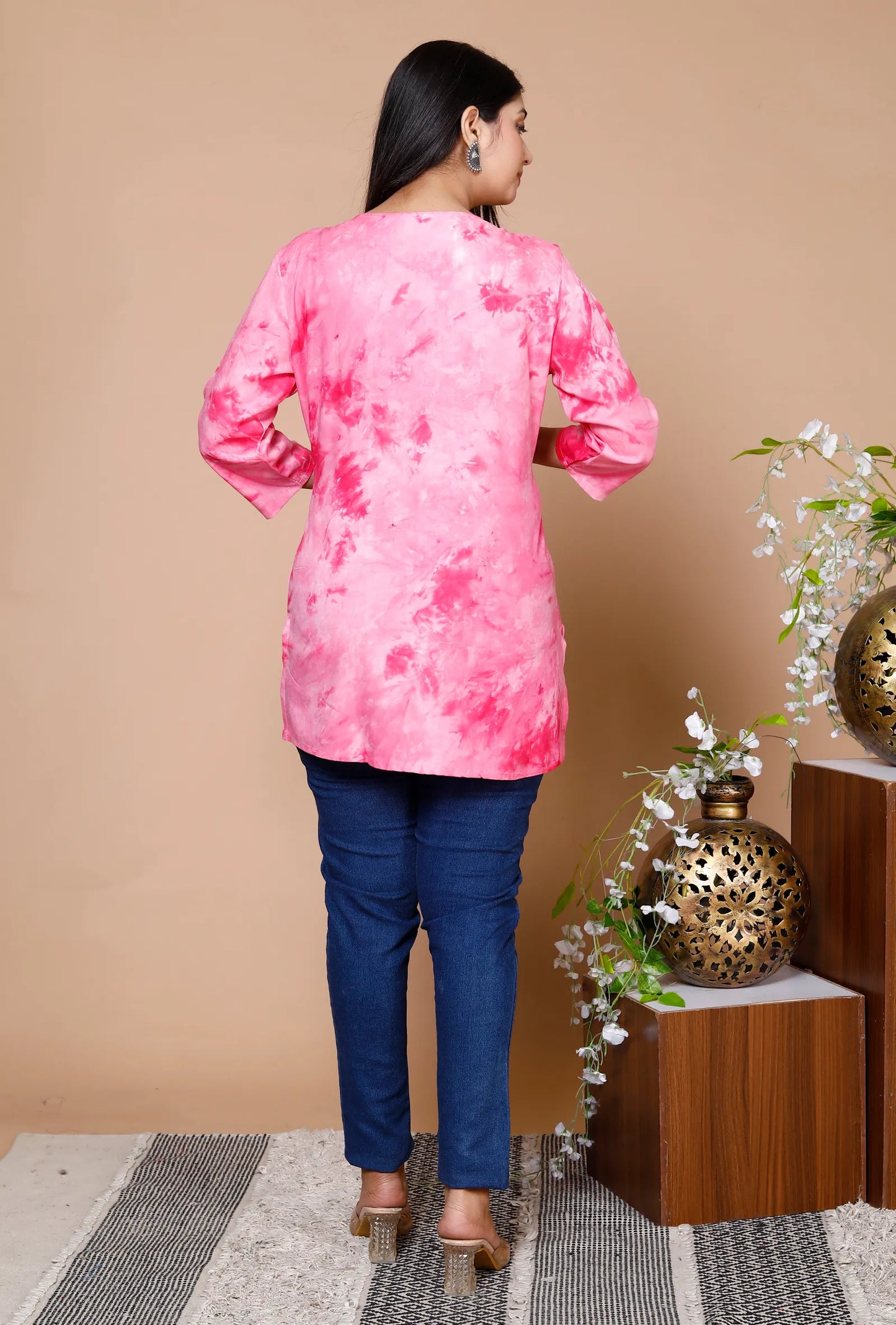 Chikankari Top