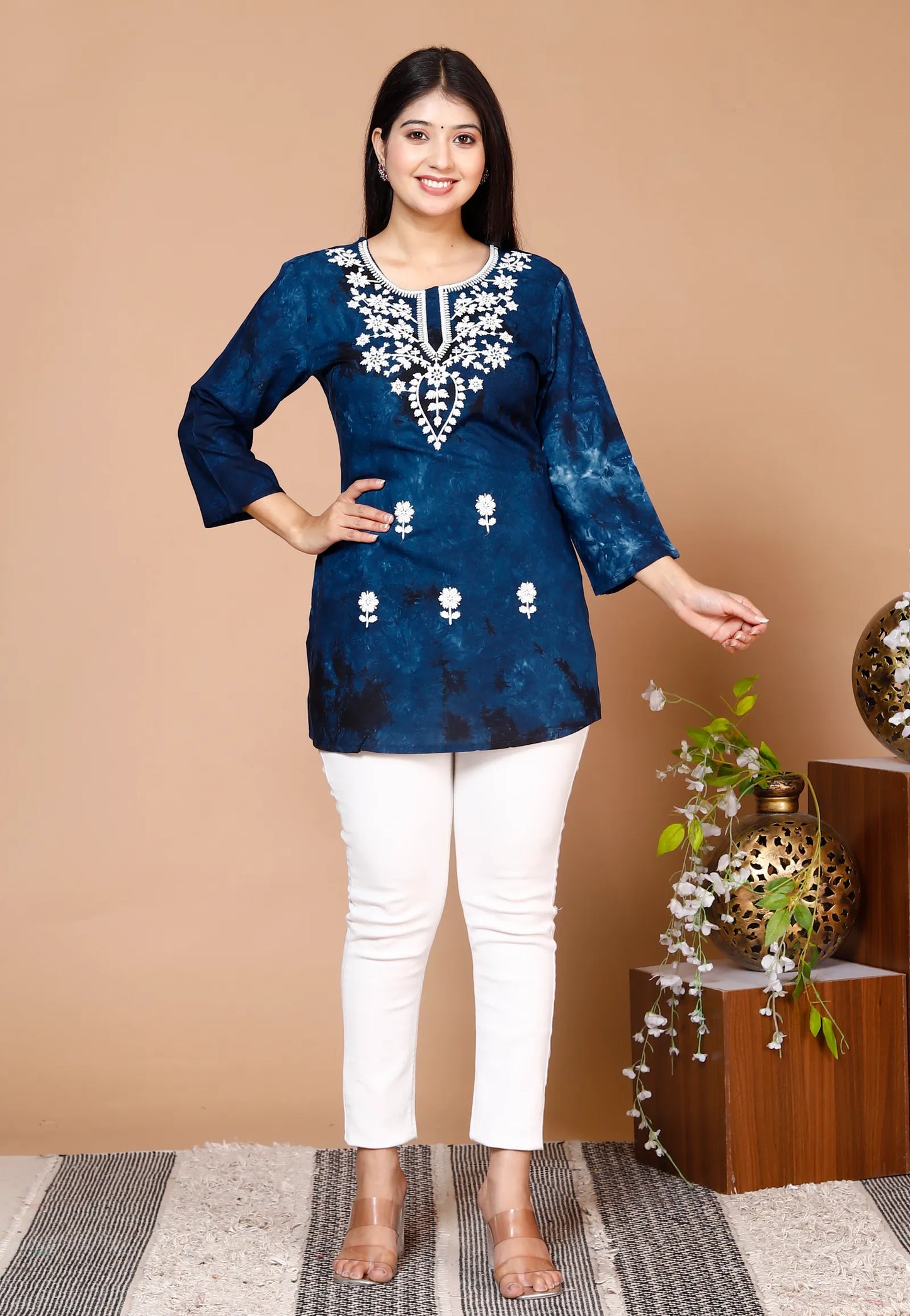 Chikankari Top