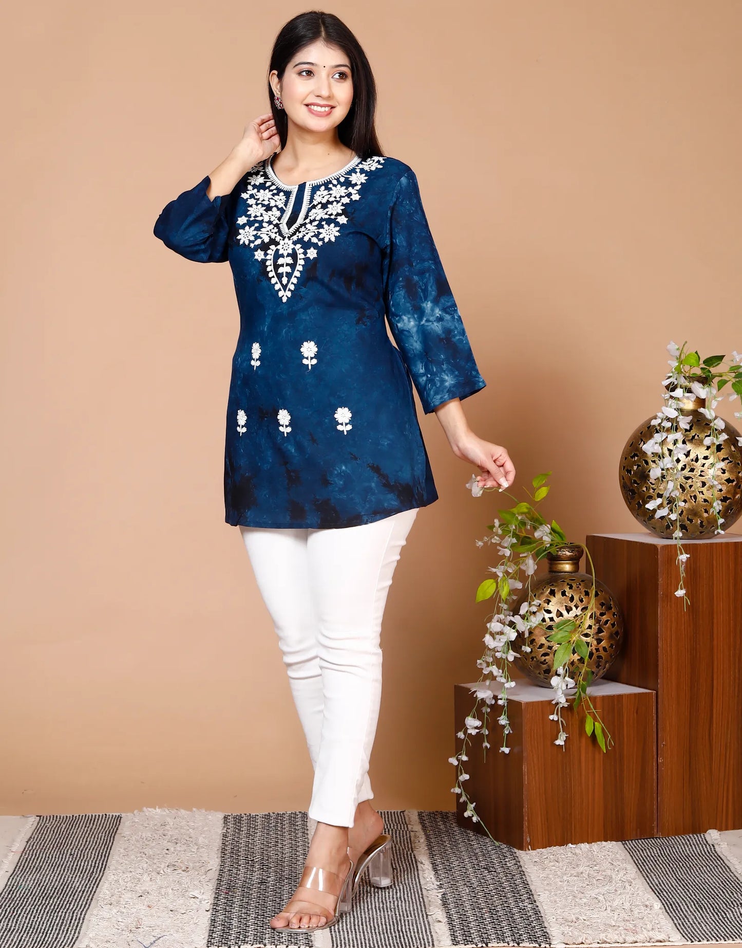 Chikankari Top