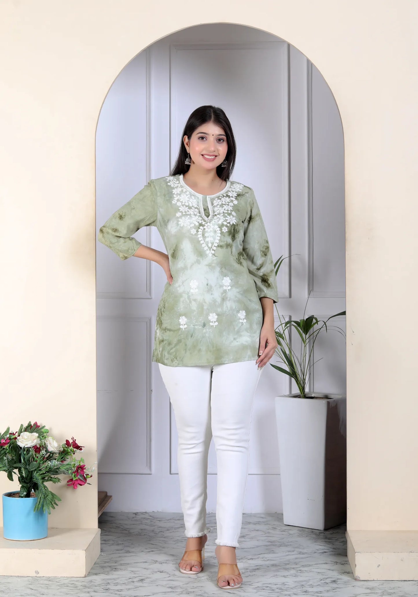 Chikankari Top