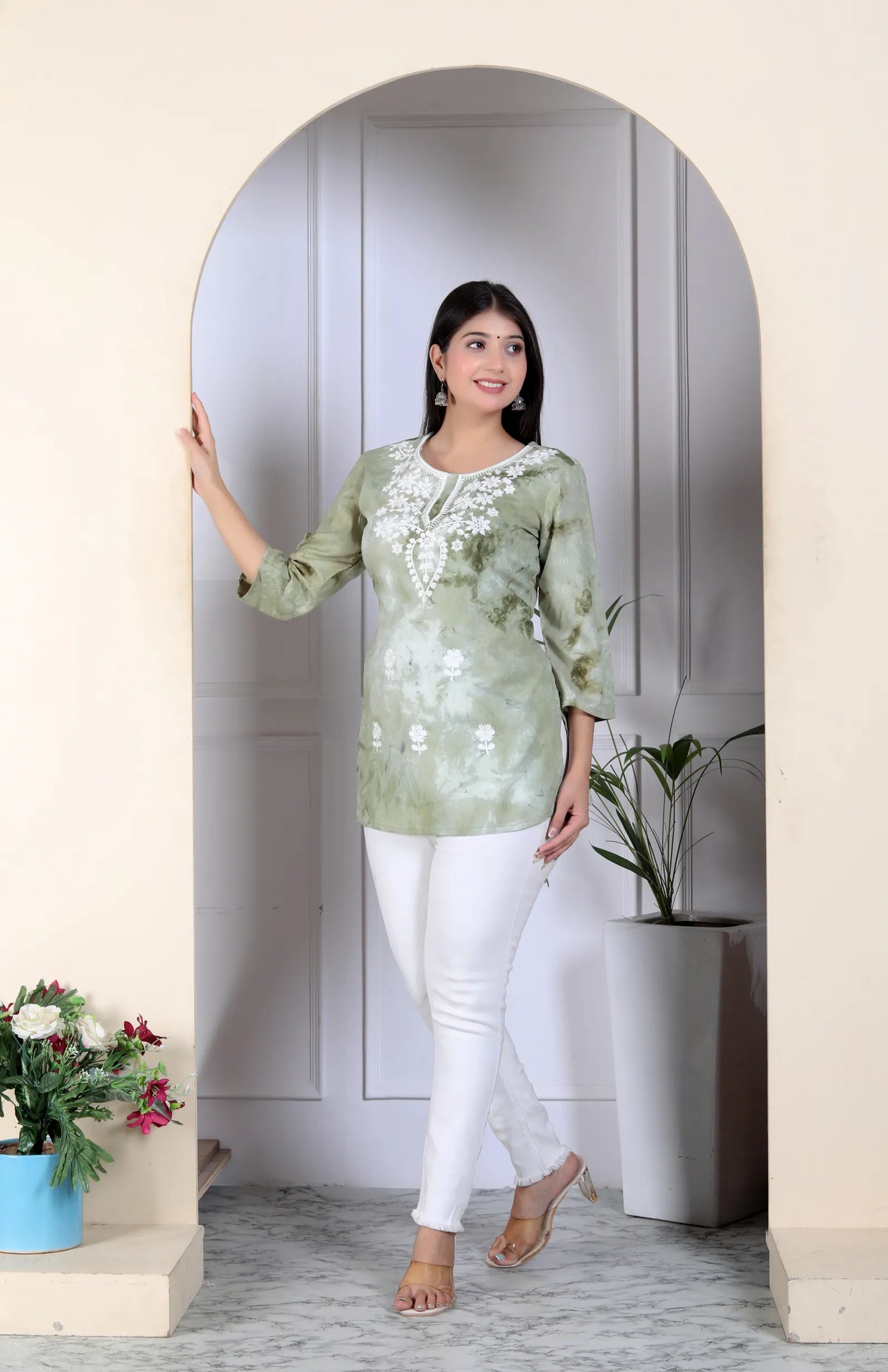 Chikankari Top