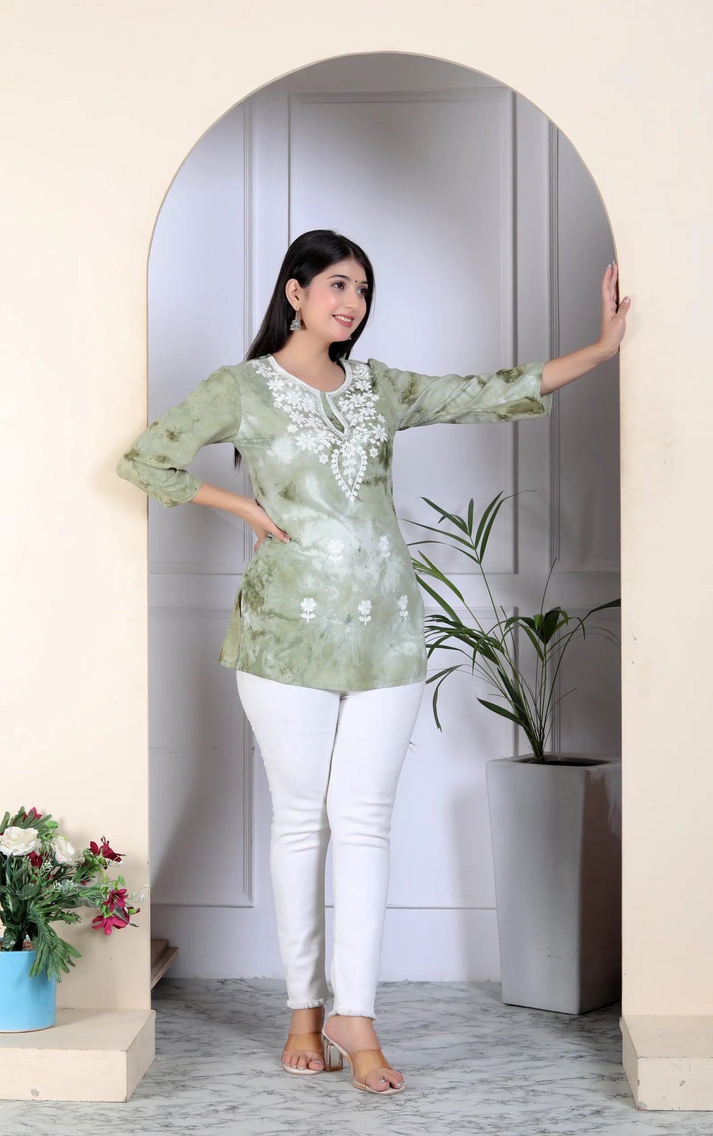 Chikankari Top