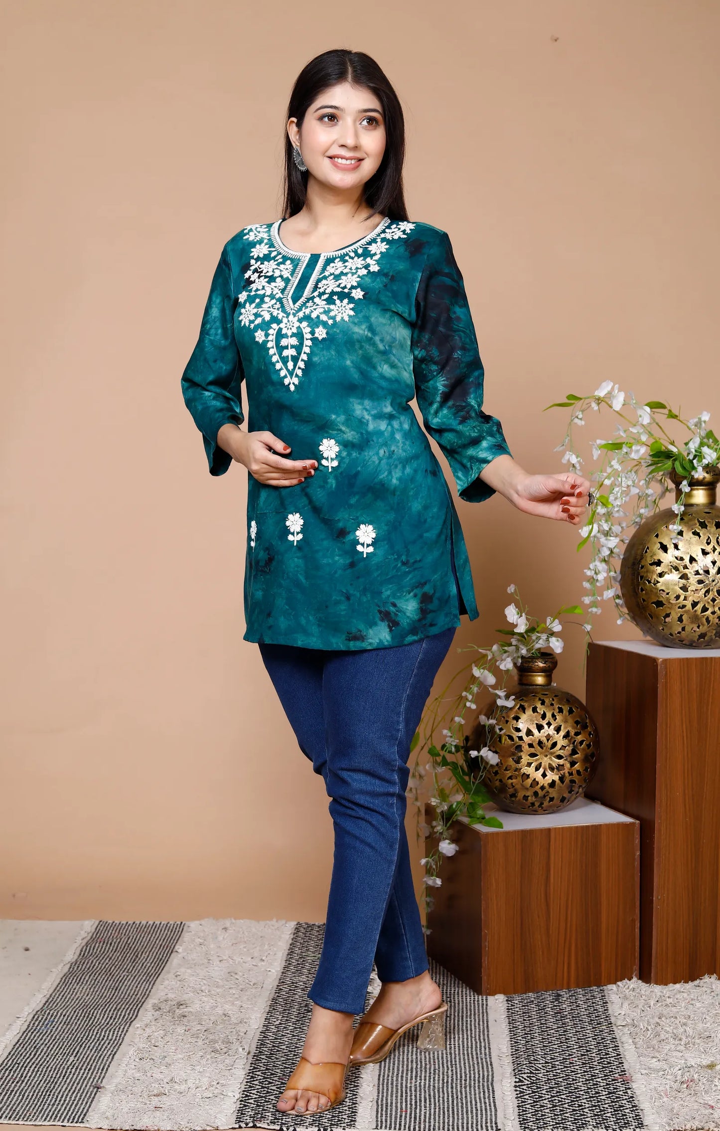Chikankari Top