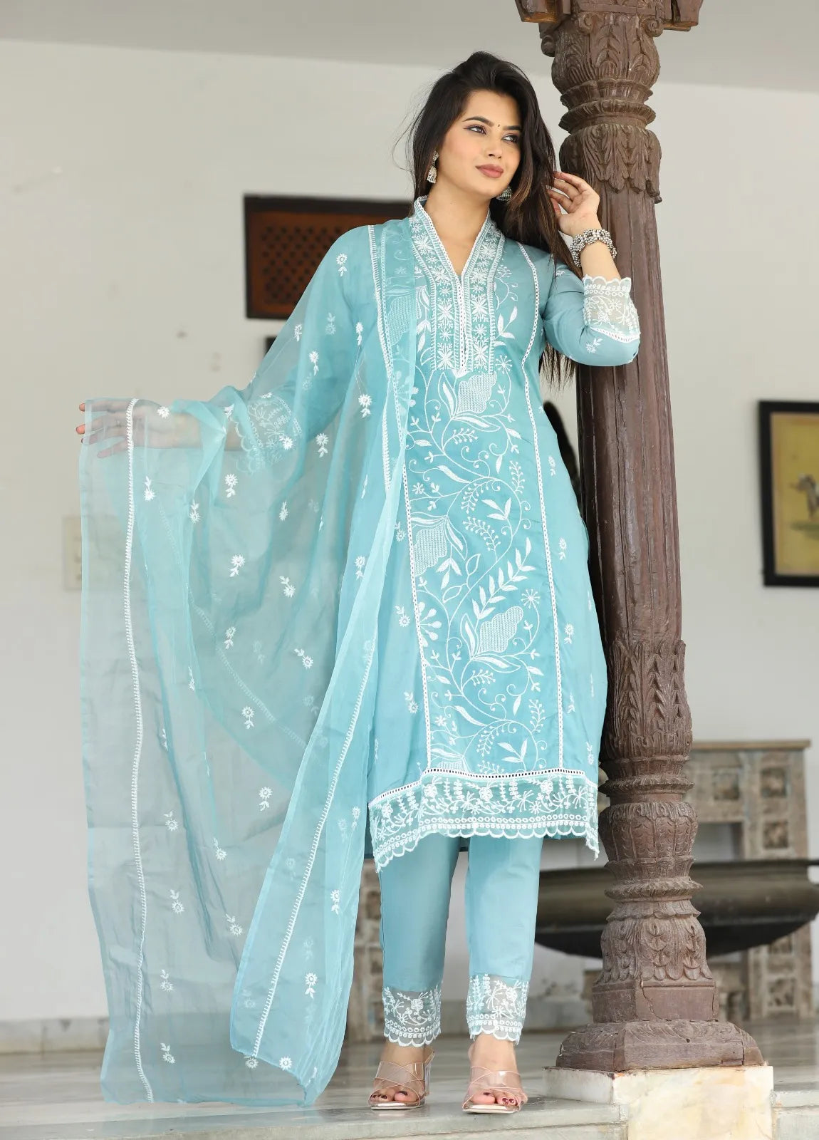 Lucknowi Suit Set