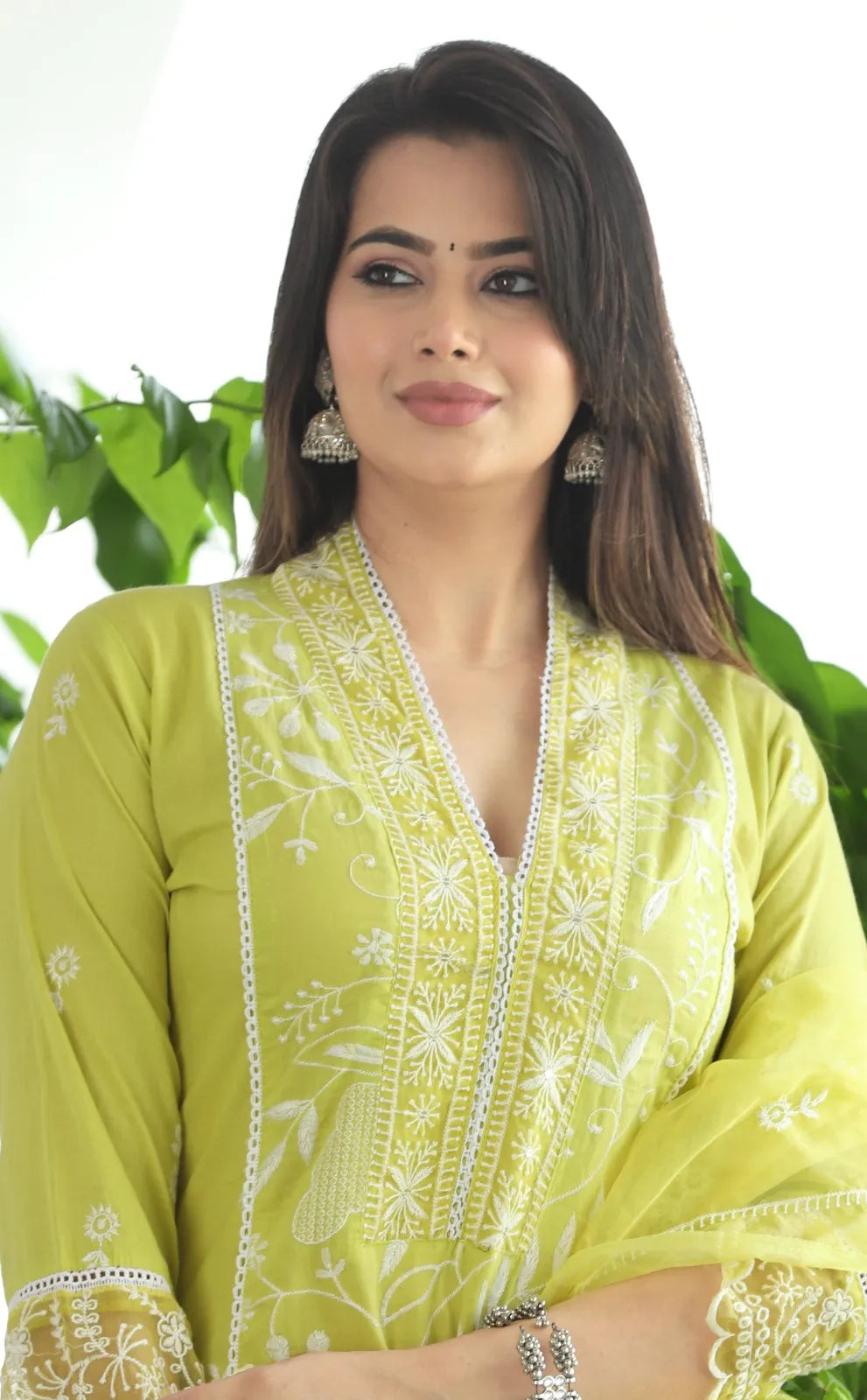 Lucknowi Suit Set