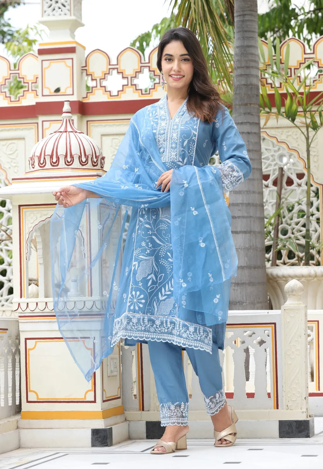 Lucknowi Suit Set
